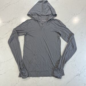 Aviator Womens Medium USA Long Sleeve Travel‎ Hoodie Shirt Gray 3 Way Cuff